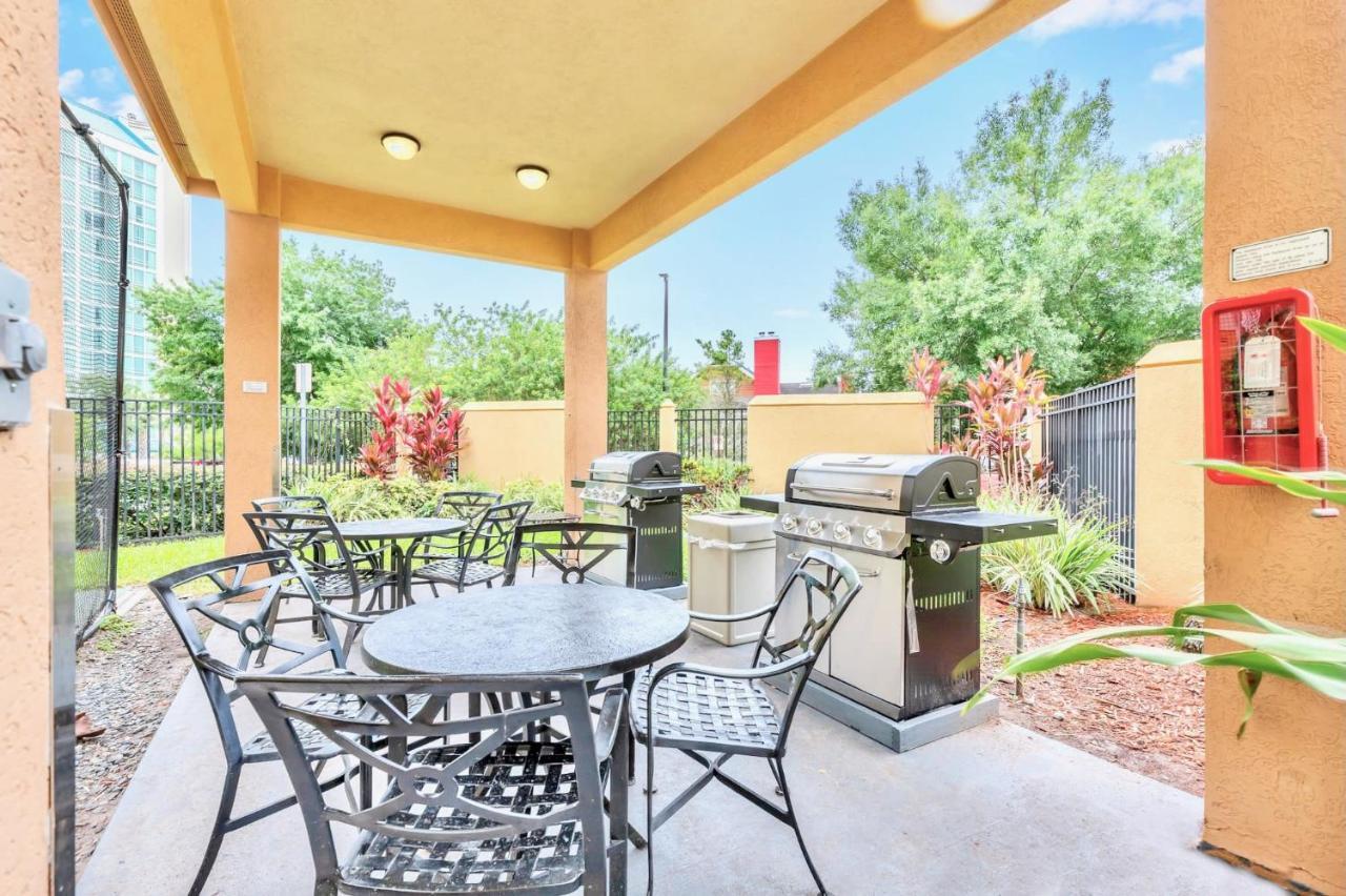 Cozy 1br Apt With 2 Queens W Pool & Hot Tub Apartment *