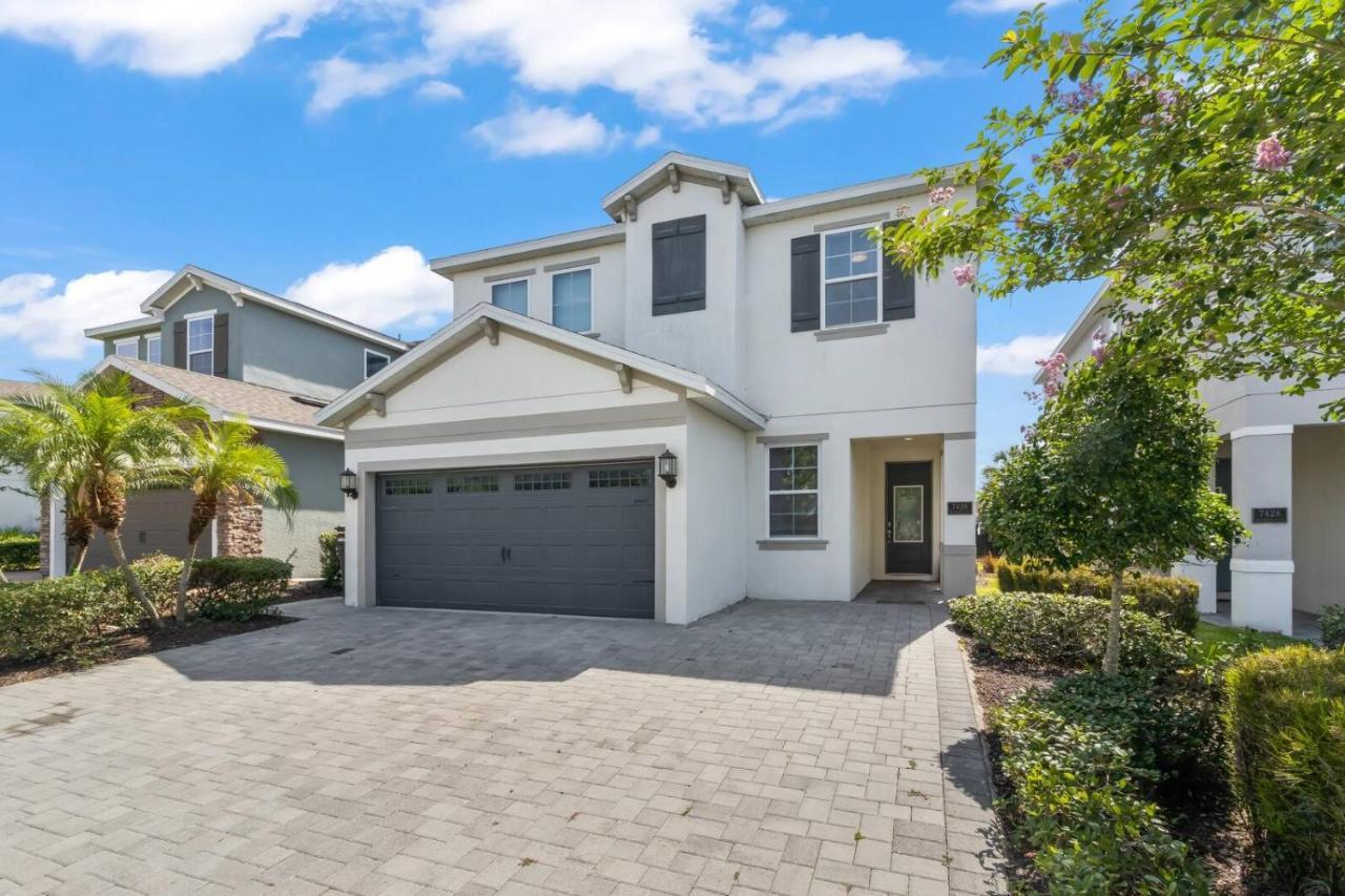 Holiday home 7426 Encore - 5 Bedroom 45 Baths