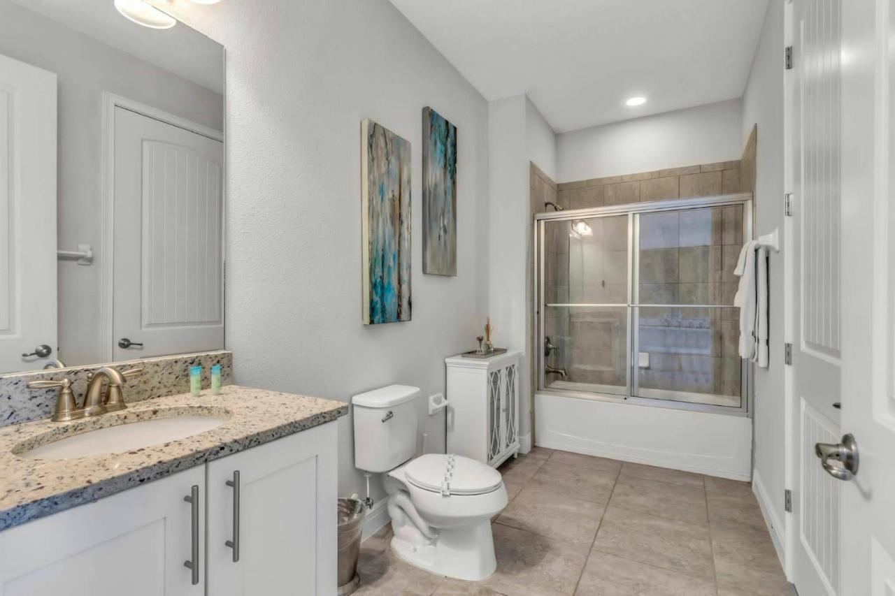 Holiday home 7738 - Encore - 8 Beds -8 Baths Pool Bbq *