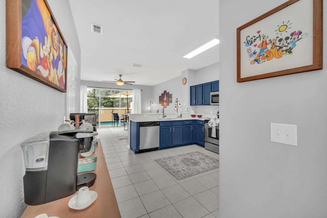 Holiday home Townhome Near With Pool Magic And Fun At Windsor *