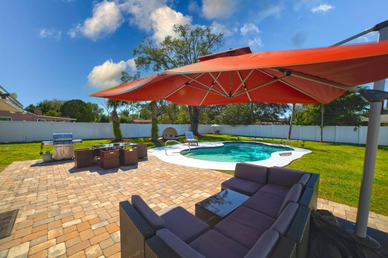 Heated Pool 3 Min Universal/15 Disney/10 Sea World Holiday home Orlando
