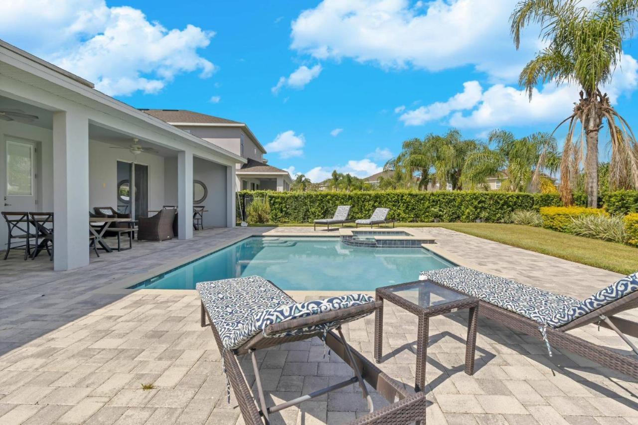 7738 - Encore - 8 Beds -8 Baths Pool Bbq Holiday home Orlando