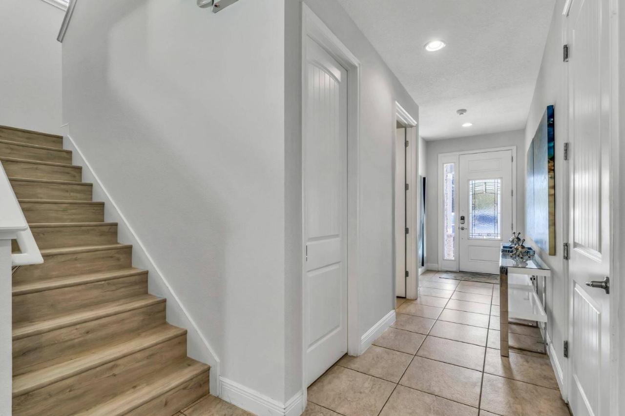 Holiday home 7738 - Encore - 8 Beds -8 Baths Pool Bbq