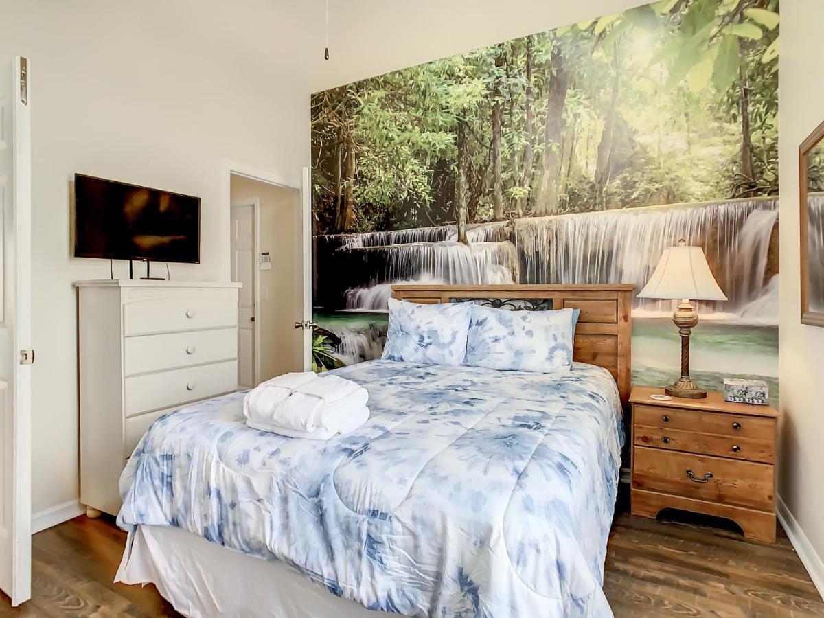 Glenbrook Vacation Poolspa Holiday home *
