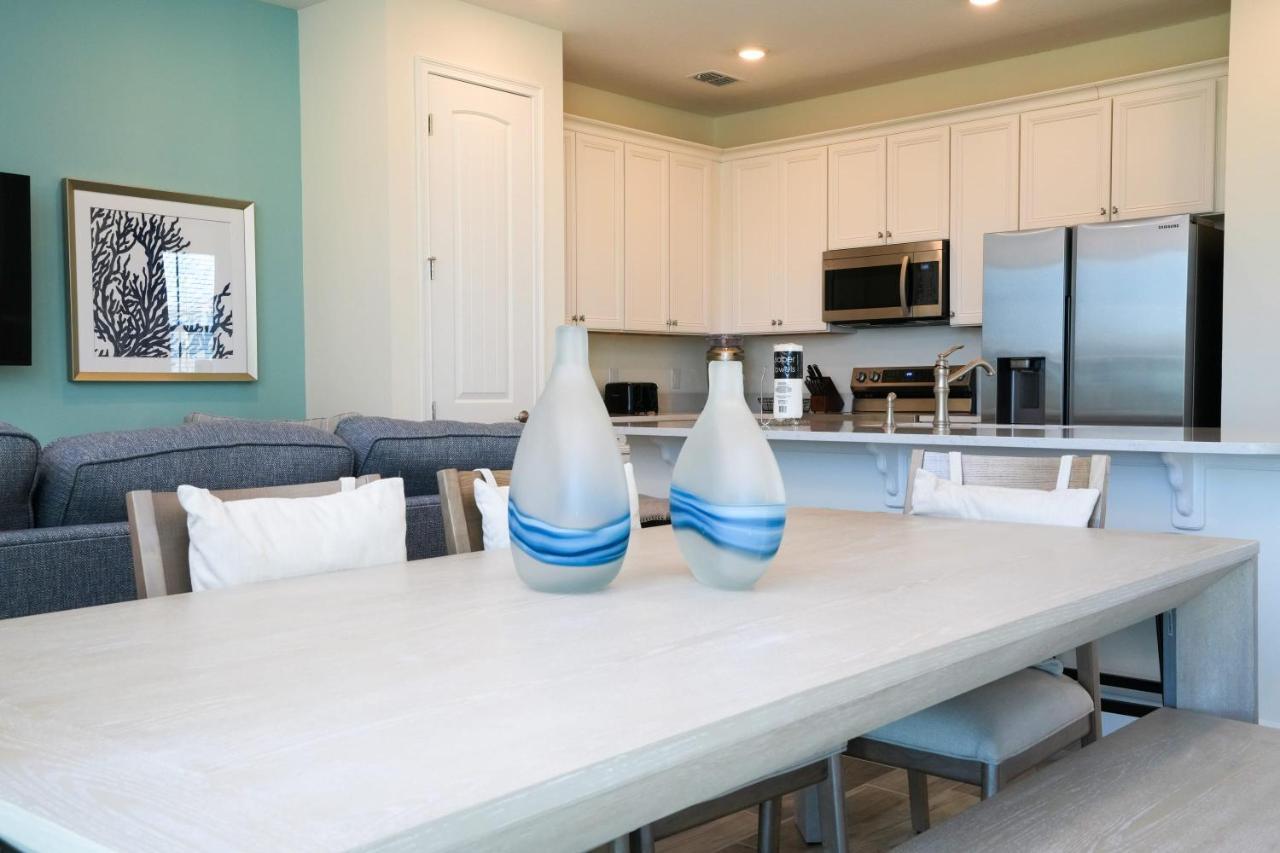 Brand New Private Oasis 4 Bedroom - Margaritaville Holiday home *