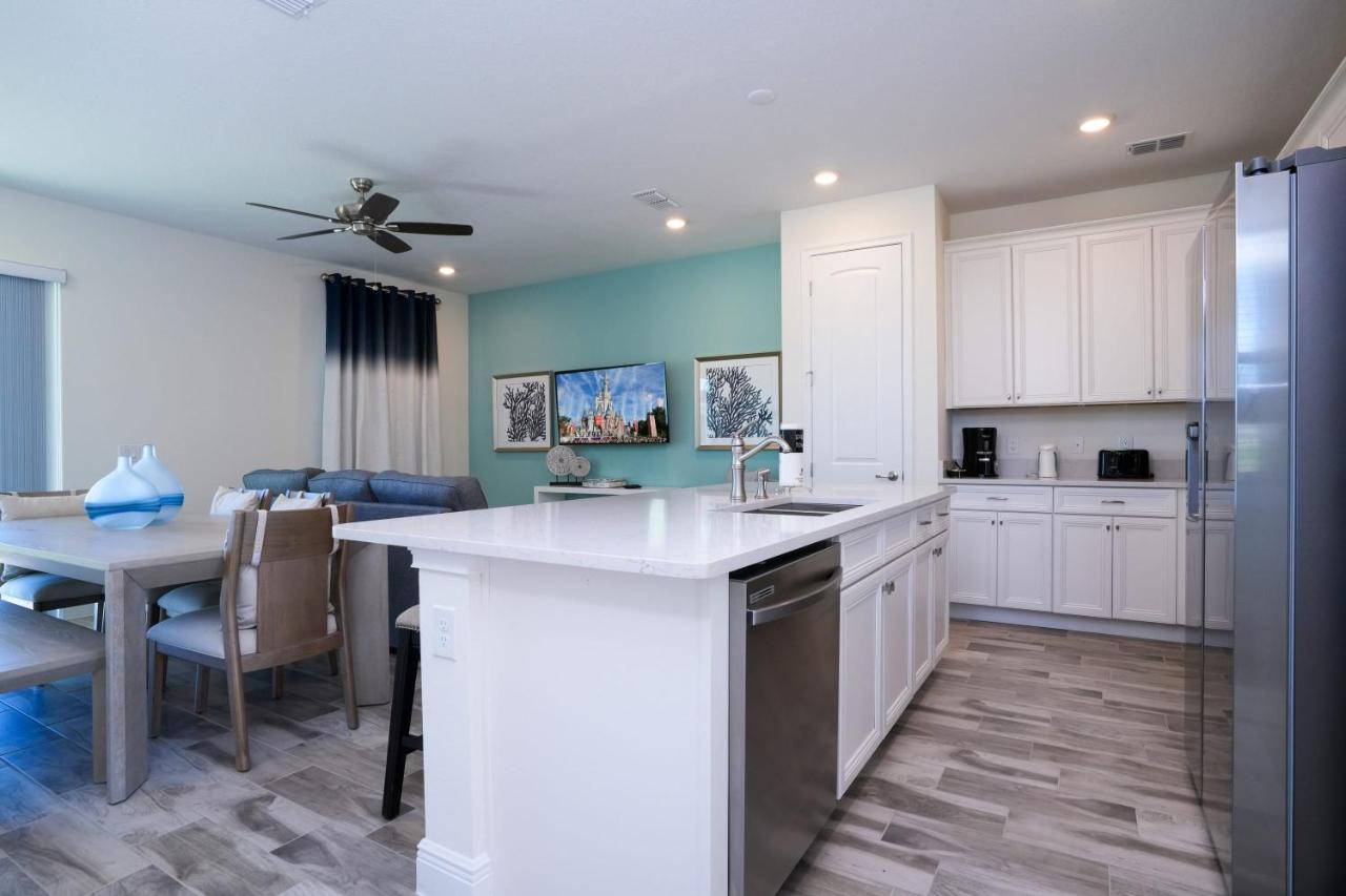 Holiday home Brand New Private Oasis 4 Bedroom - Margaritaville *