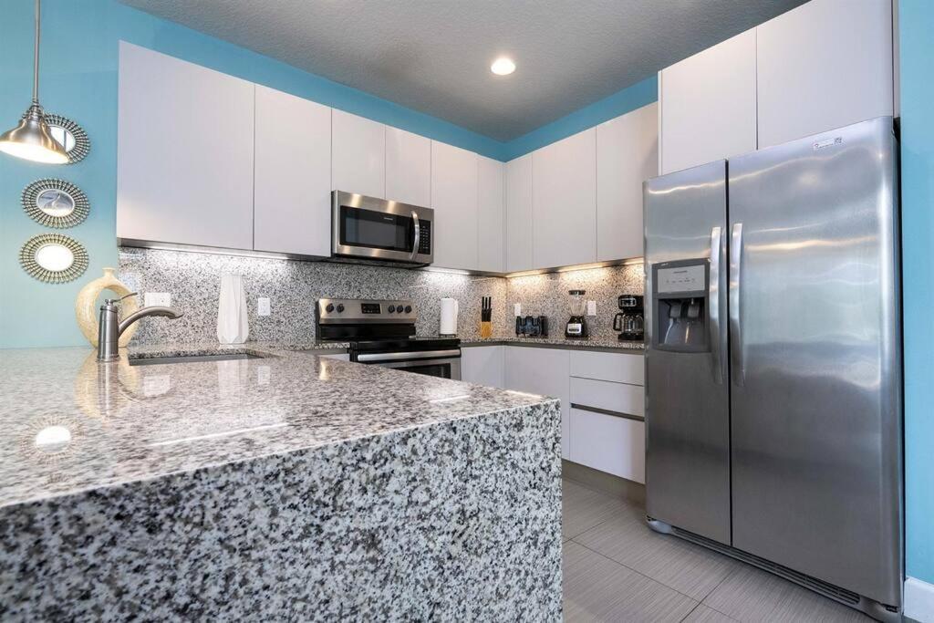 Mickey Mouse Magical Townhome Near - Ser01 Holiday home *