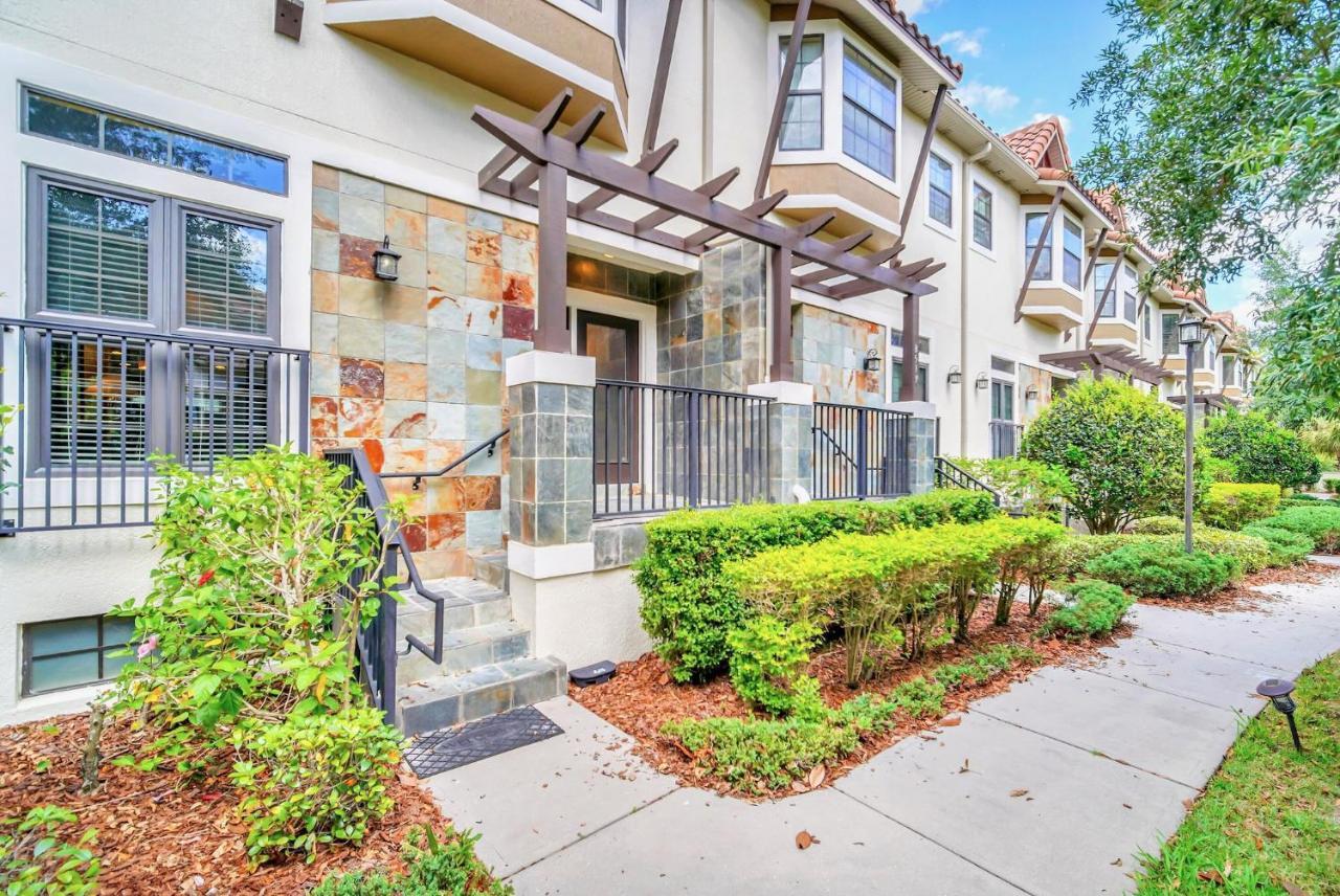 Modern 4br Townhome- Access - Near *