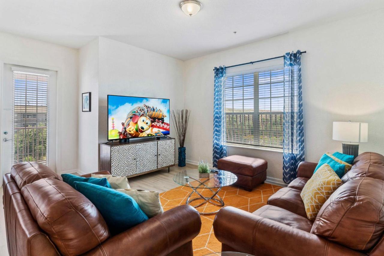 Vista Cay Luxury 4 Bedroom Penthouse Apartment *