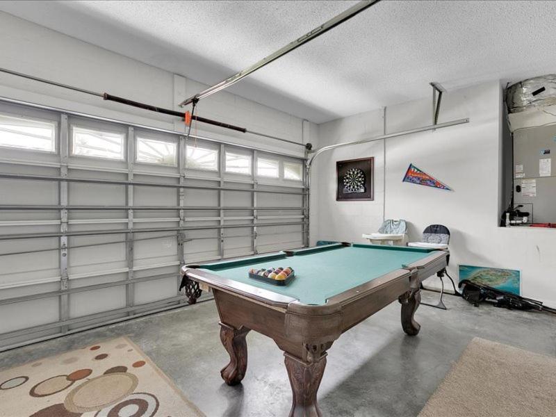 South Facing Pool Spa- Minutes To *