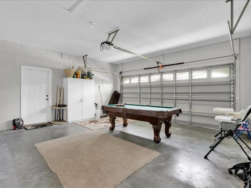 South Facing Pool Spa- Minutes To *