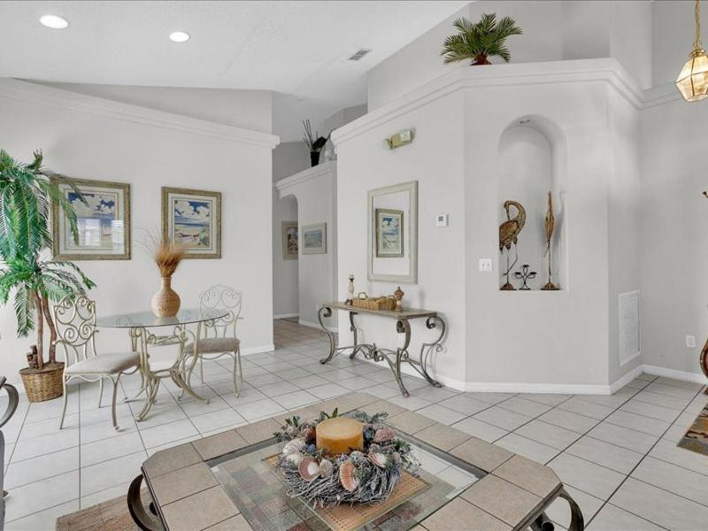 South Facing Pool Spa- Minutes To * Orlando