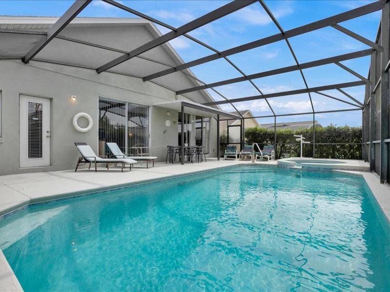 South Facing Pool Spa- Minutes To * Orlando