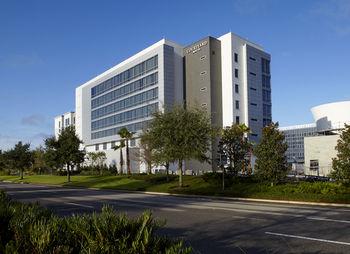 Courtyard By Marriott Nona Hotel