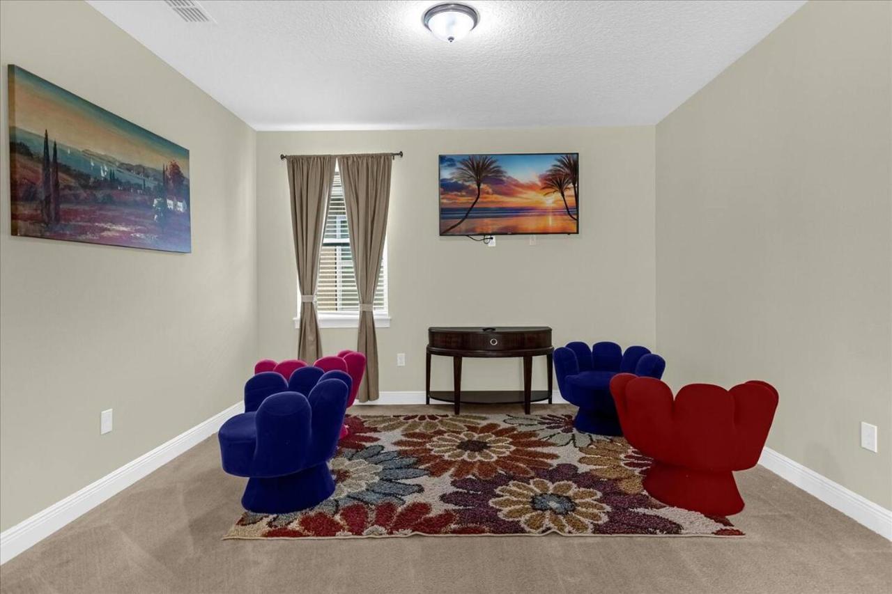 Multiple Family 16 Roomsfree Pool/spa