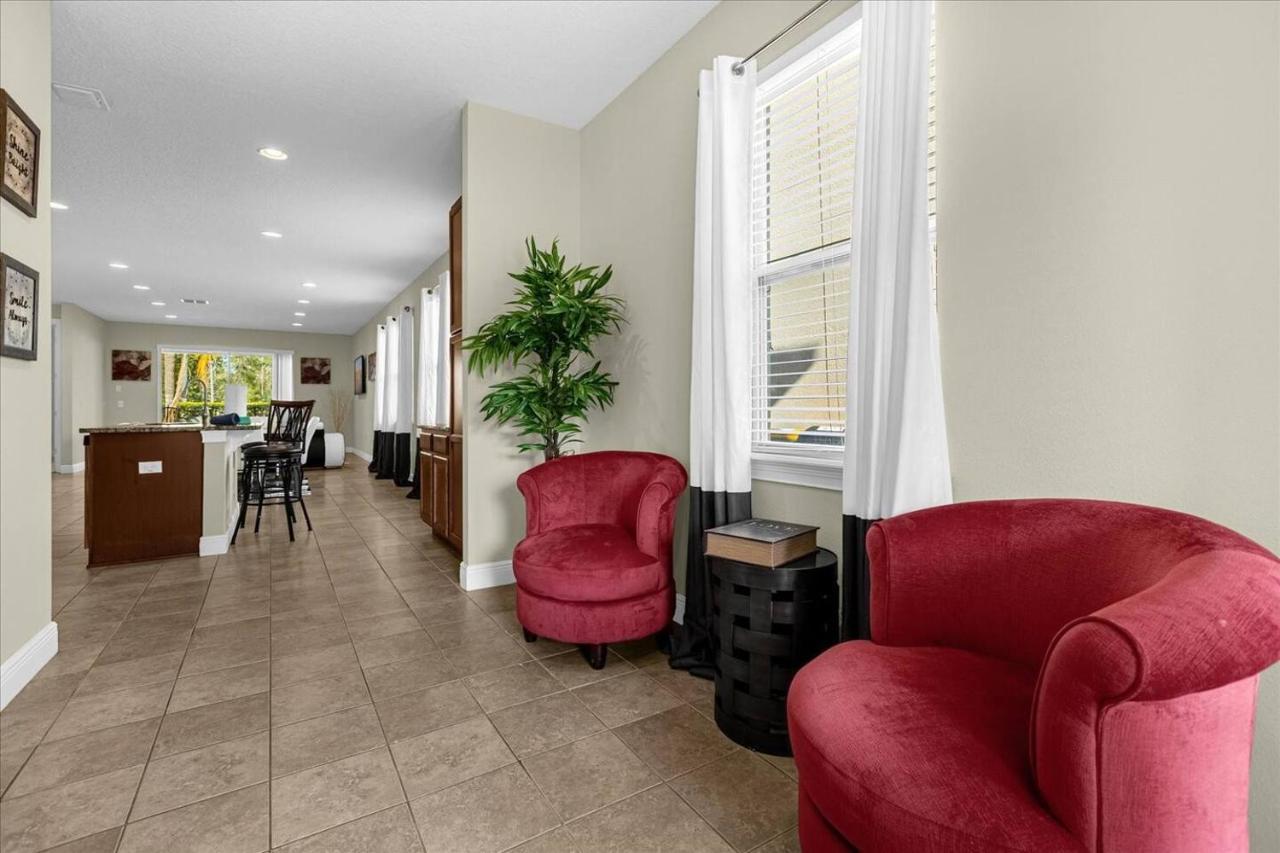 Multiple Family 16 Roomsfree Pool/spa Orlando