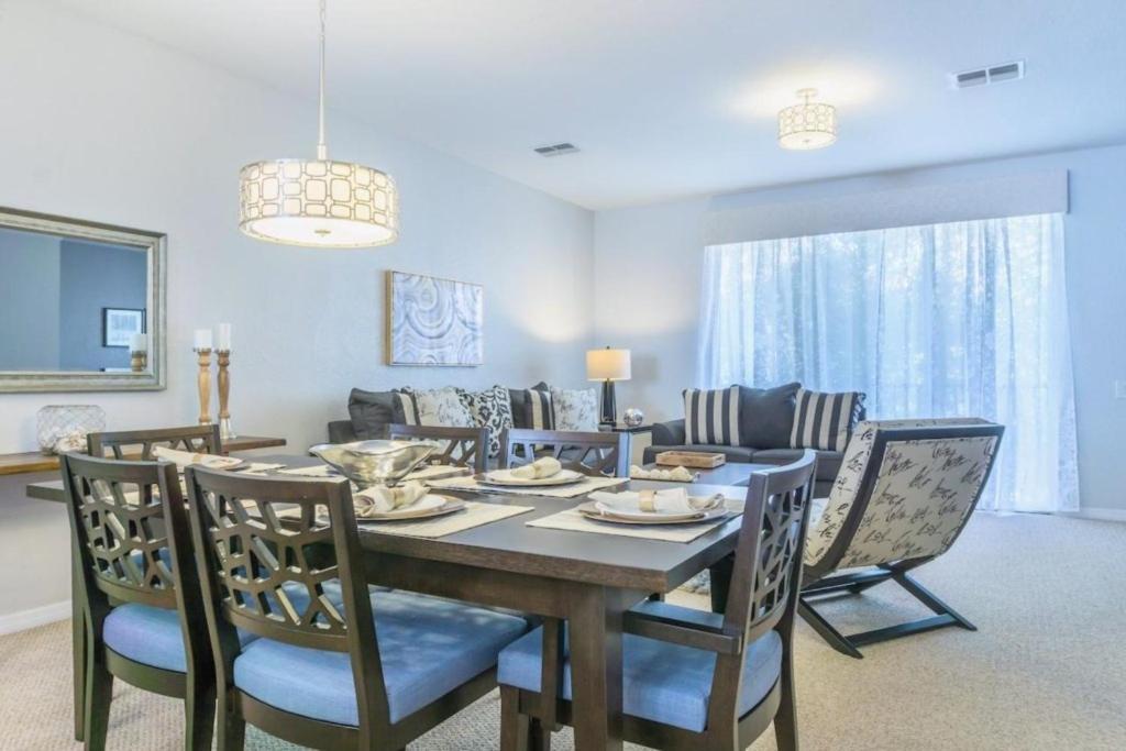 Vista Cay Casa Mystique Townhouse *