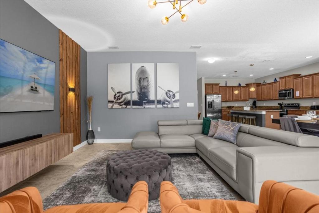 6 Bedrooms - 5 Bathrooms - Paradise Palms 8956 Sp Holiday home *