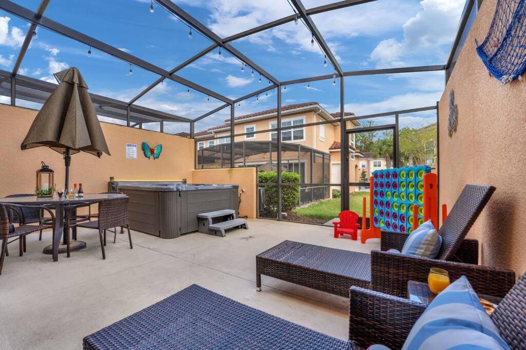 Find Your Cozy 8 Minutes Near And Universal Orlando