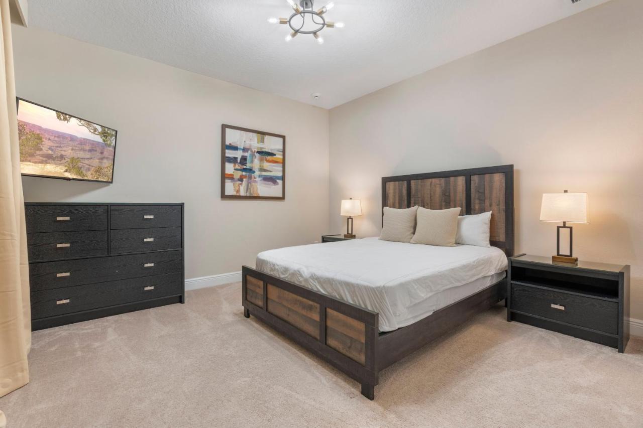 Super Fun 12-bed W Game Private Pool * Orlando