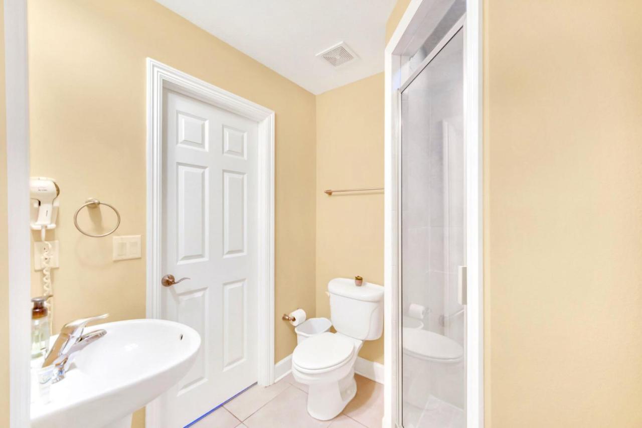 Apartment Modern 4br Townhome- Access - Near Orlando