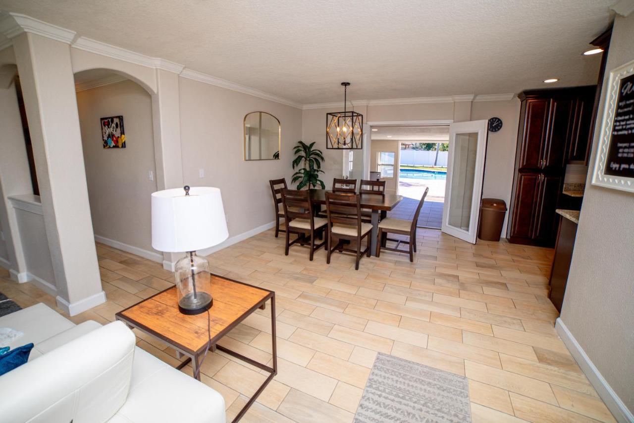Heated Pool 3 Min Universal/15 Disney/10 Sea World Holiday home *