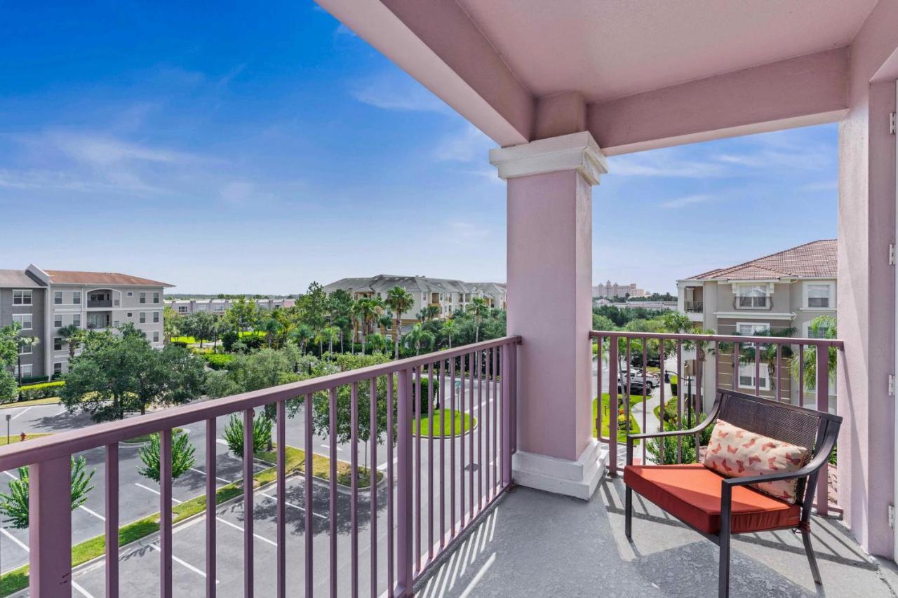 Vista Cay Luxury 4 Bedroom Penthouse *