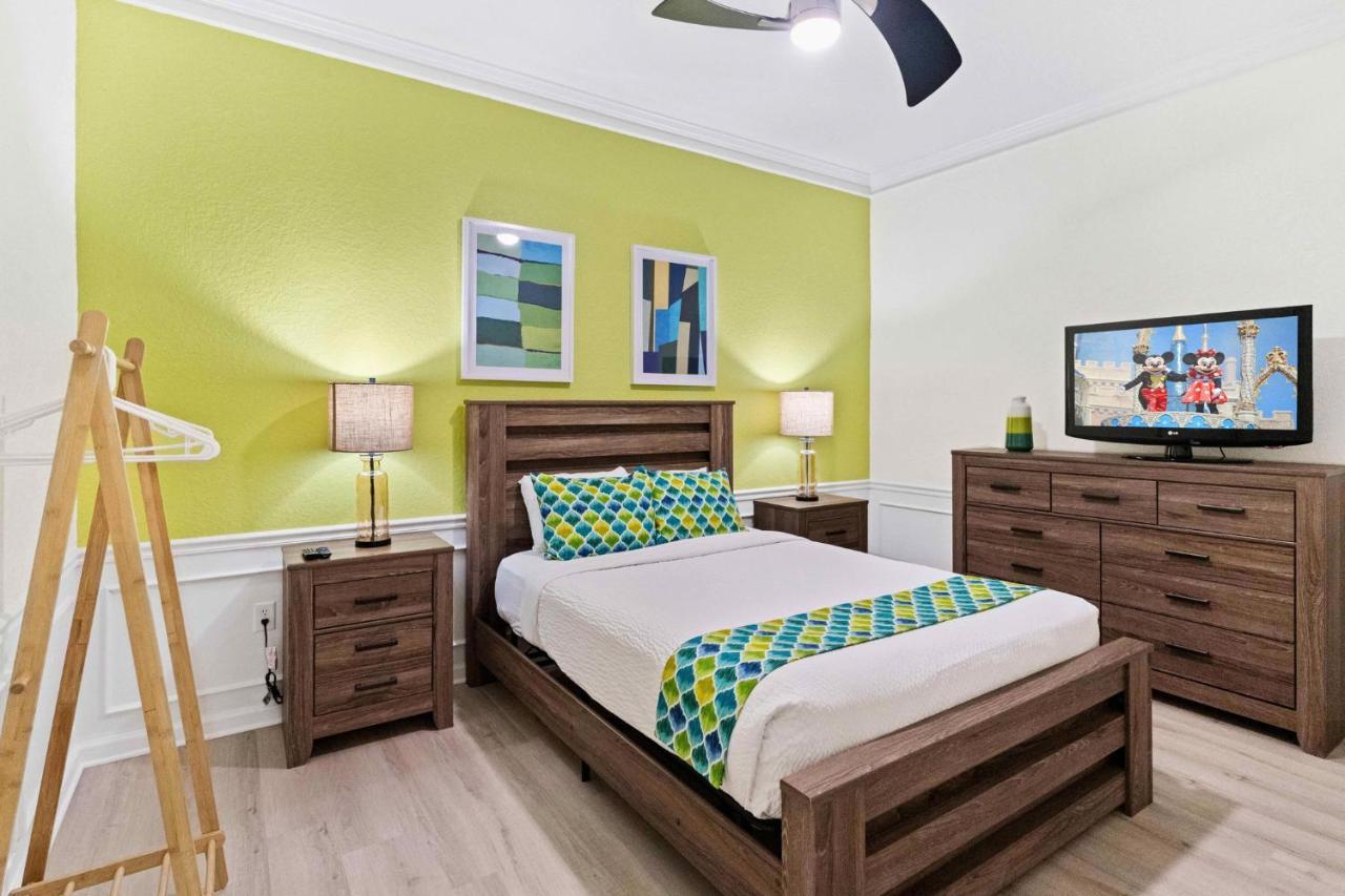 Vista Cay Luxury 4 Bedroom Penthouse Apartment