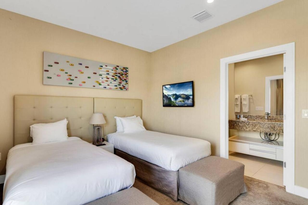 Holiday home Luxury Townhouse Located Next To *