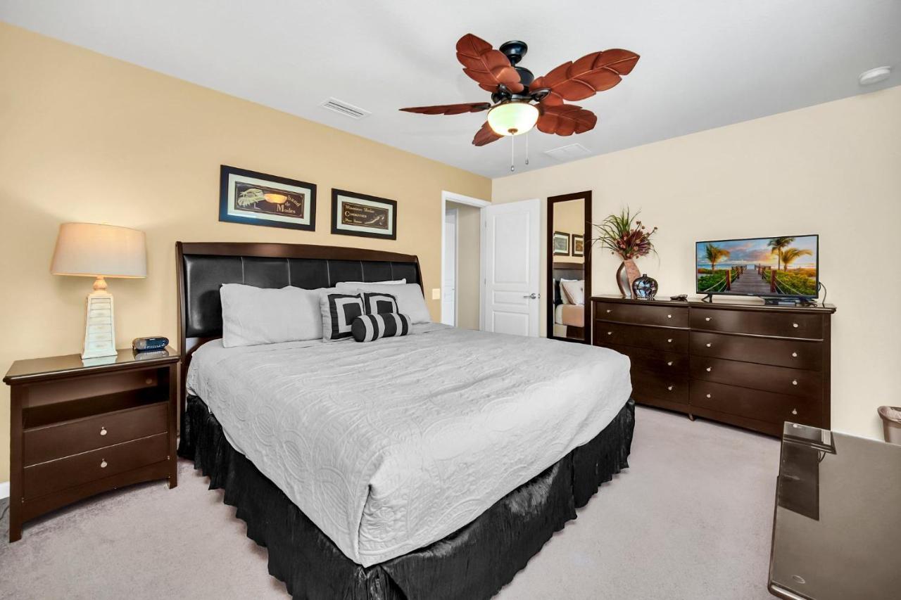 Holiday home Private Screened Pool Home, Amenities Galore! Orlando