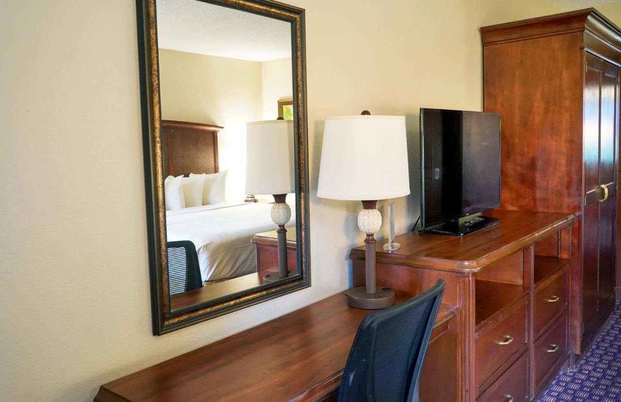 Rosen Closest To Universal Hotel 3*