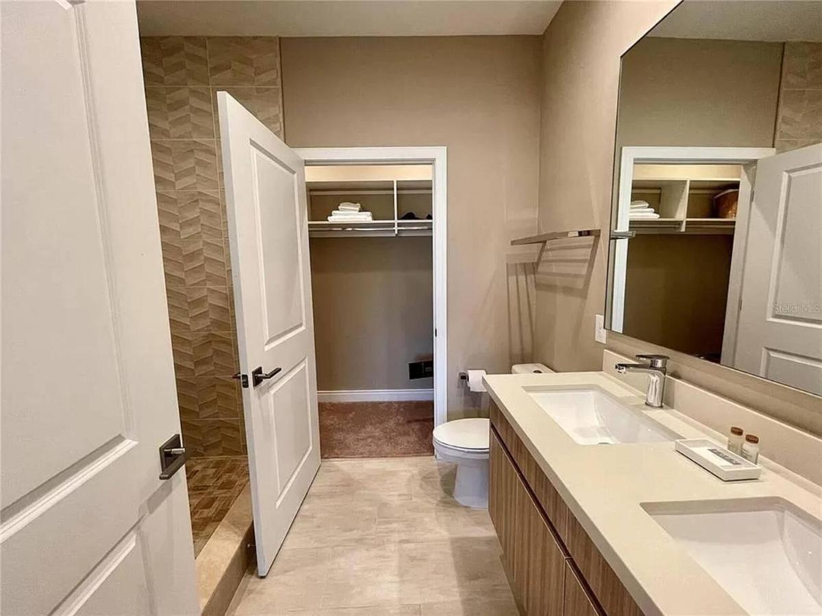 Accessibility Certified Stunning W4 Bd Orlando