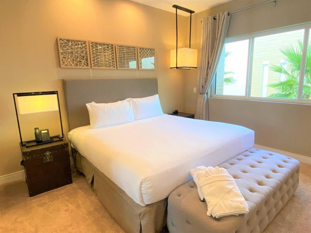 Holiday home Accessibility Certified Stunning W4 Bd Orlando