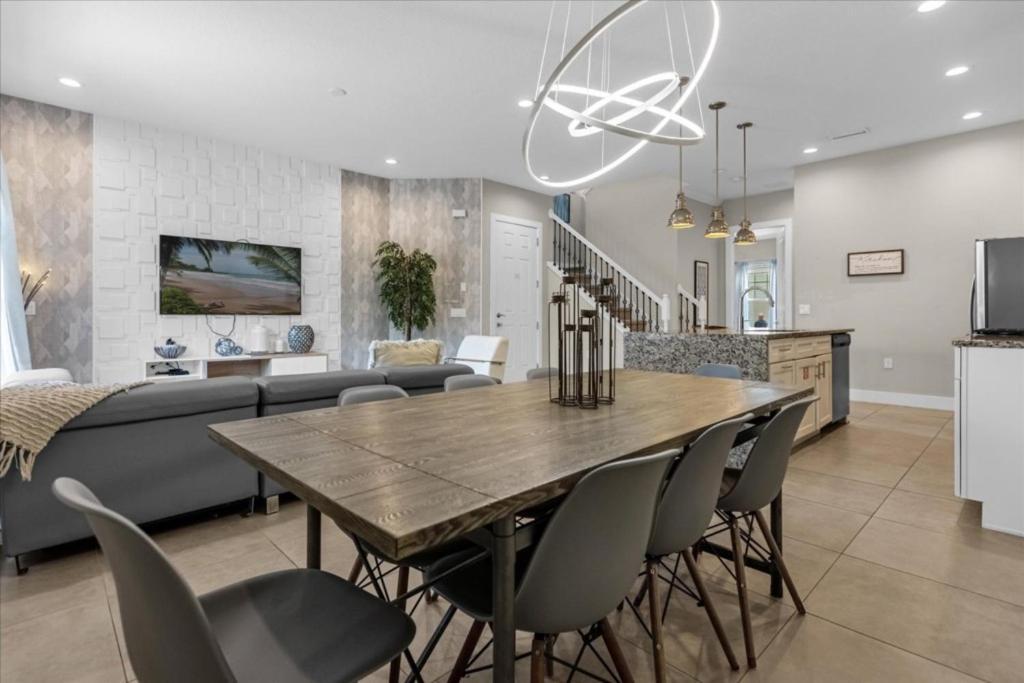 5 Bedrooms-6 Bathrooms-summerville Resort2668 Ss * Orlando