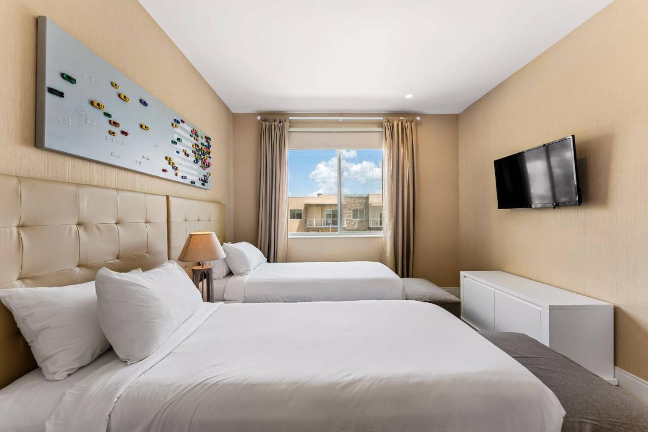 7639 Magic Village Luxury 3suites Near 192 *