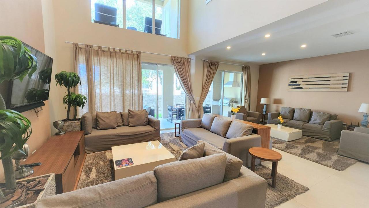 Holiday home 7639 Magic Village Luxury 3suites Near 192