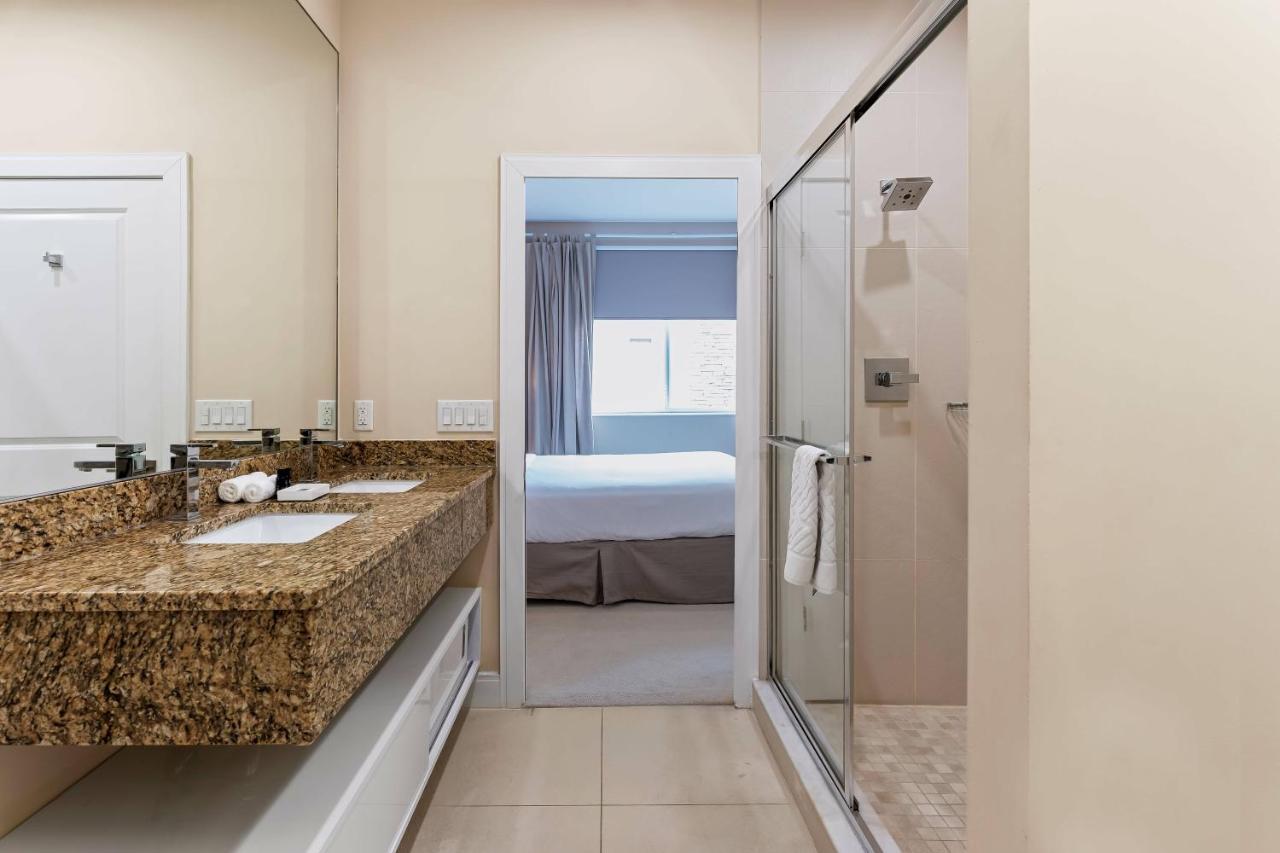7639 Magic Village Luxury 3suites Near 192 *