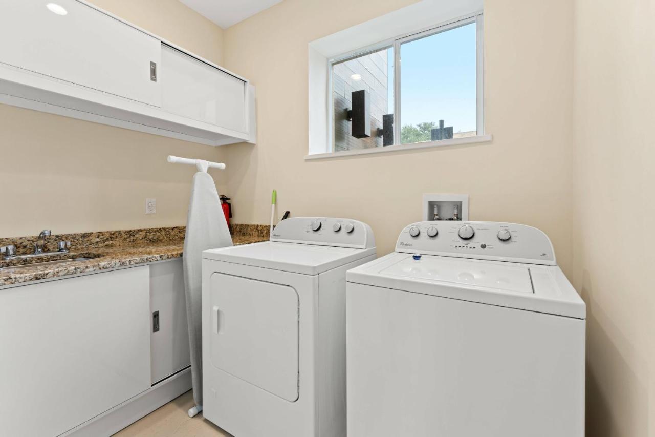 7659 Magic Village Excellent 4 6 Min Orlando