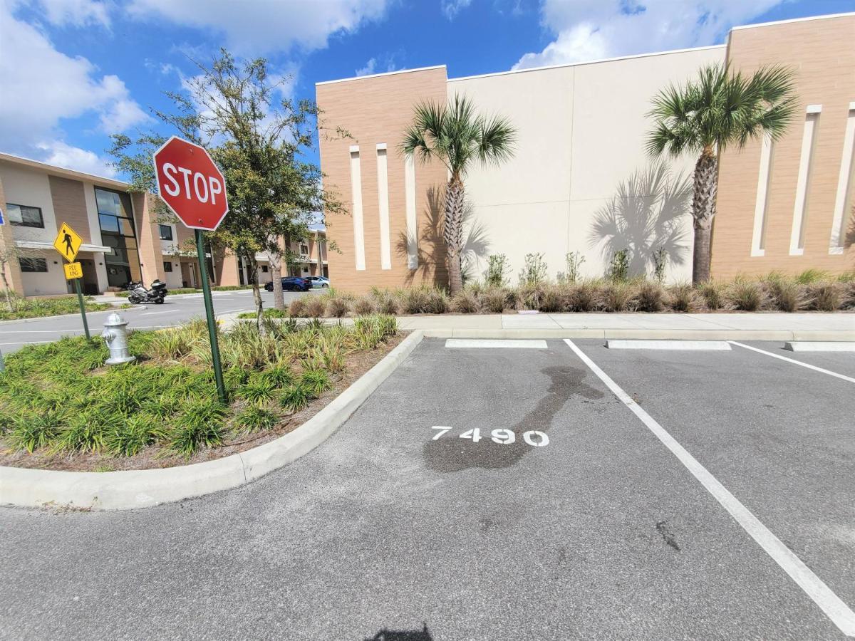 7490 Magic Village 4suites 8 Guests 8 Min Orlando