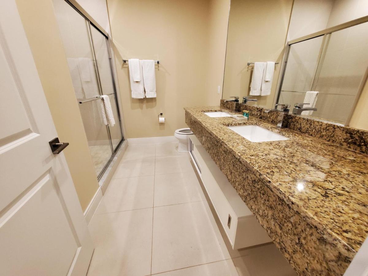 7659 Magic Village Excellent 4 6 Min Holiday home Orlando