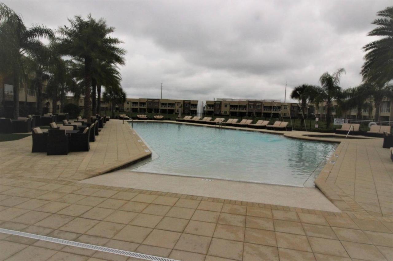 7659 Magic Village Excellent 4 6 Min Holiday home Orlando