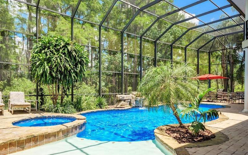 Lakeside Villa: Opulent 8br Paradise In St. Georges Manor, Formosa Gardens, Fl * Orlando