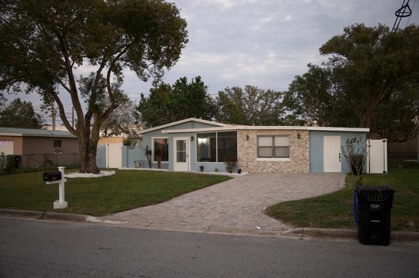 Holiday home Beautiful Modern 4 Bedroom 2 Ba House - International Drive *
