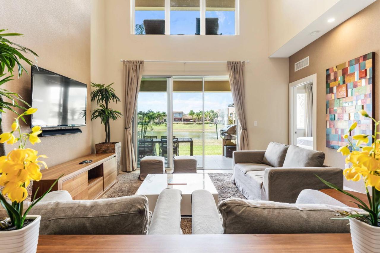 Holiday home 3212 Magic Village 8 Guests Lakefront 8 Min Orlando