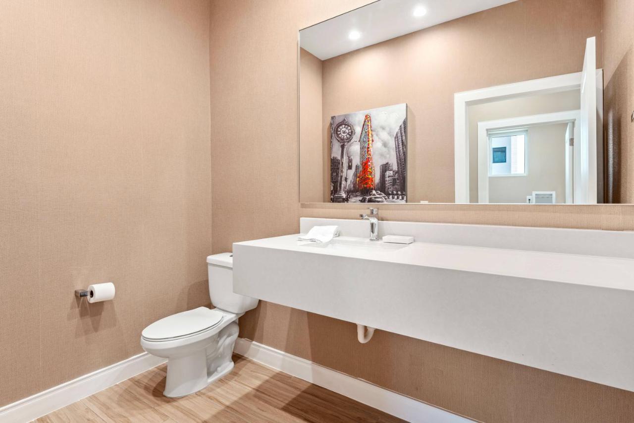 Holiday home 7594 Magic Village 3suites 6guets 8 Min Orlando