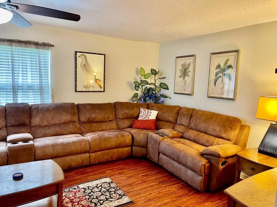 Cozy Modest Near Universal Studios/volcanobay *