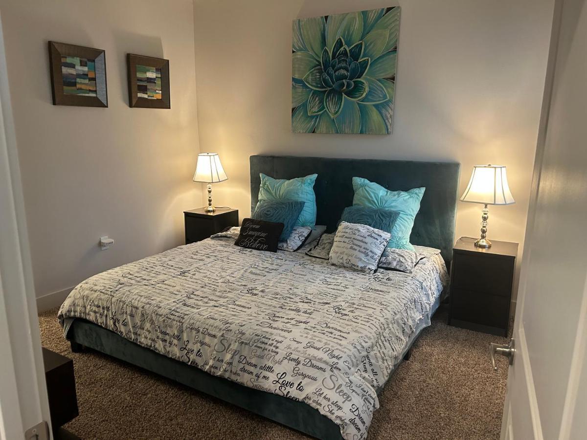 New Apt Close To Universal . Apartment