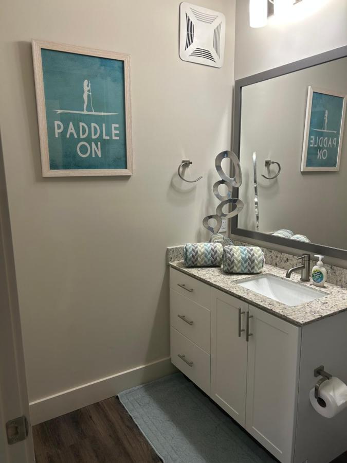 New Apt Close To Universal . Orlando