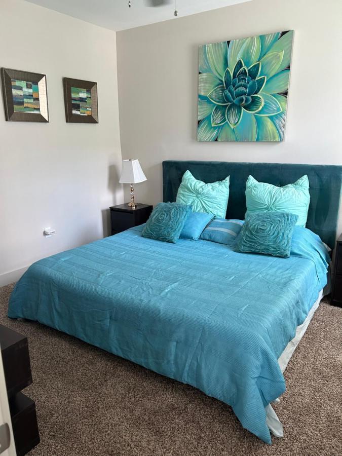 New Apt Close To Universal . * Orlando