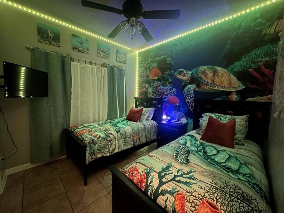 Jungle Hideaway/pool/parking/gym Apartment *